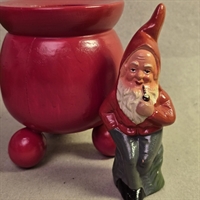 nisse-med-pibe-i-munden-gammel-keramiknisse-